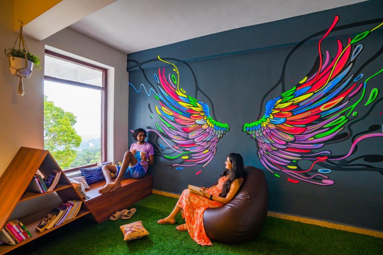 Zostel Munnar Hostel Buitenkant foto