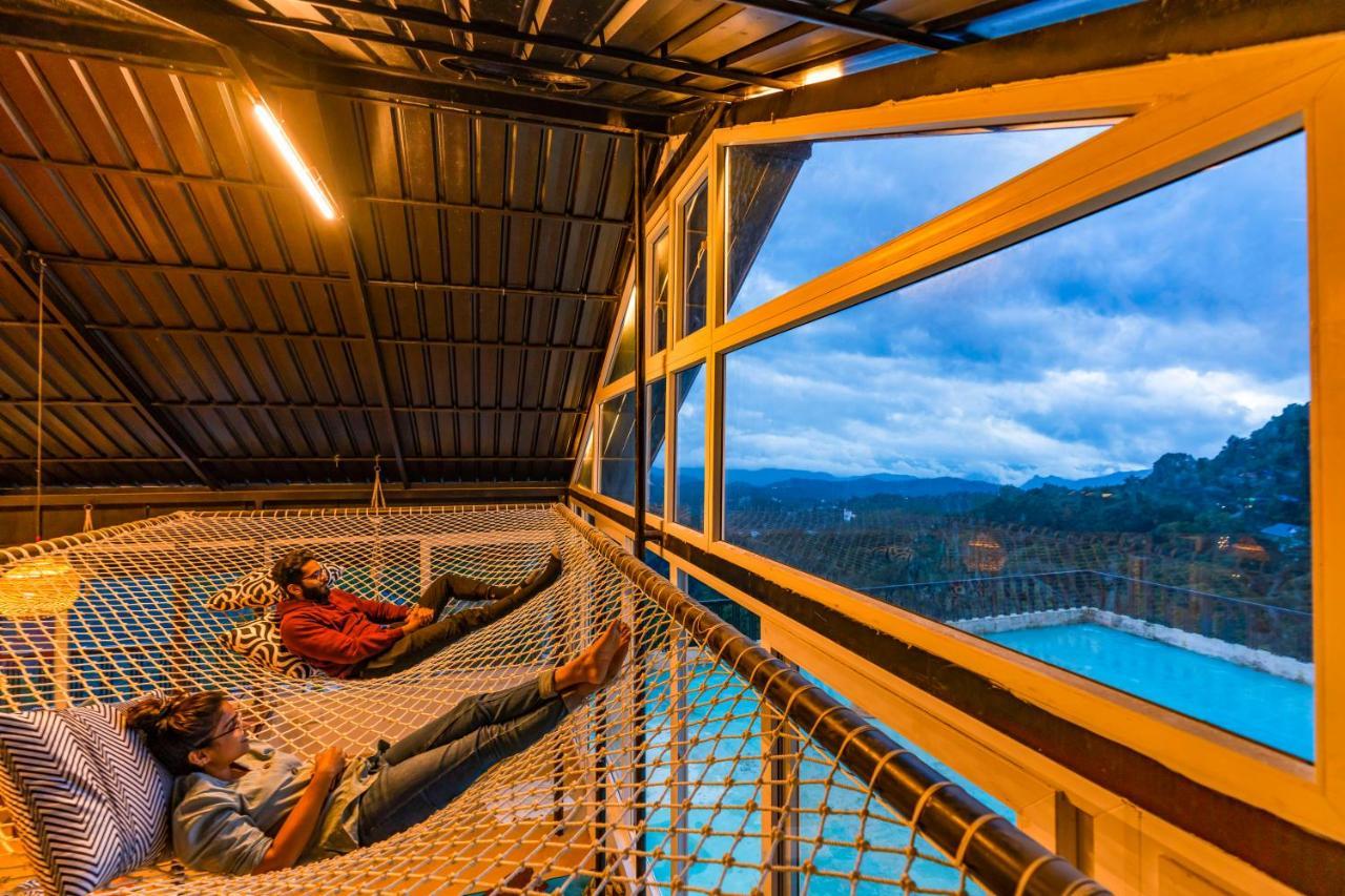 Zostel Munnar Hostel Buitenkant foto