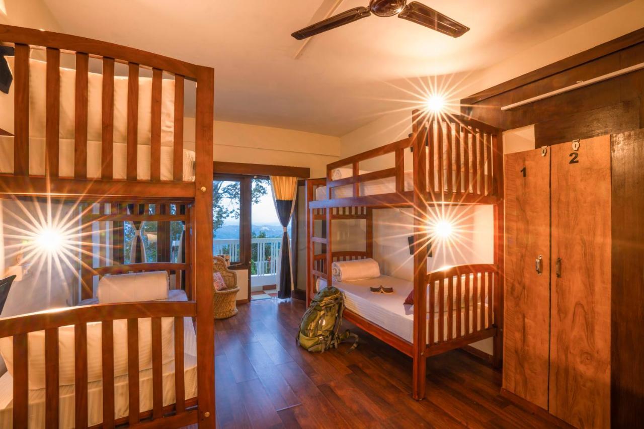 Zostel Munnar Hostel Buitenkant foto
