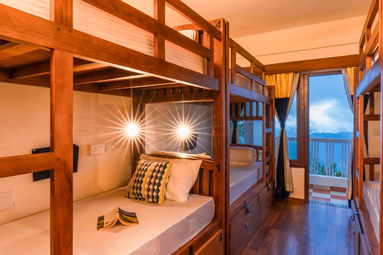 Zostel Munnar Hostel Buitenkant foto